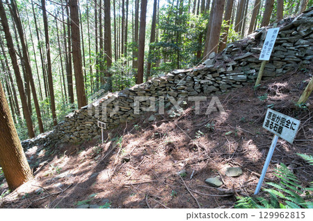 Nagaiwa Castle (Buzen Province), a prefectural historic site in Nakatsu City, Oita Prefecture. Stone walls and enclosures. Nagaiwa Castle (Buzen Province), a prefectural historic site in Nakatsu City, Oita Prefecture. Stone walls and enclosures. 129962815