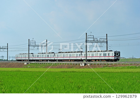 Tobu Railway 10000 series 11459 train, Tobu Nikko Line, Kurihashi-Shinkoga 129962879
