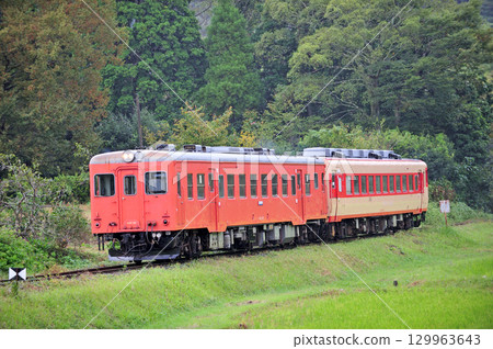夷隅鐵道 曾元西畠 夷隅鐵道 木葉 52-125 + 木葉 28-2346 夷隅鐵道 曾元西畠 夷隅鐵道 木葉 52-125 + 木葉 28-2346 129963643