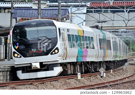 中央幹線上野原JR東日本E257系列M-109編組(松本)梓海司 中央幹線上野原JR東日本E257系列M-109編組(松本)梓海司 129963862