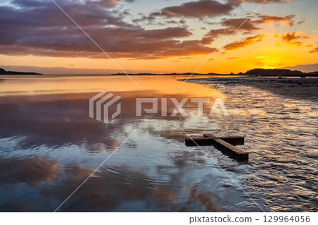 Wooden Cross Washup Reflection River Bay 129964056