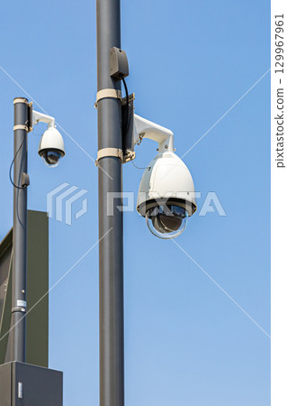 一排排監視器 129967961