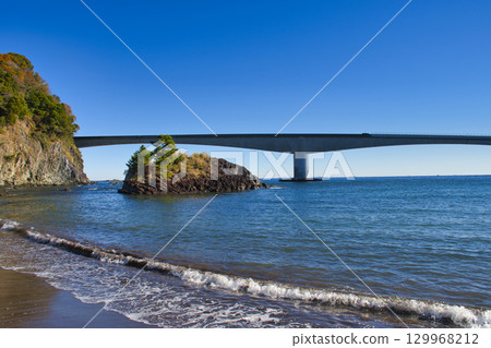 [Kanagawa Prefecture] Manazuruiwa Coast 129968212