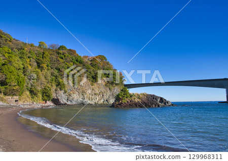 [Kanagawa Prefecture] Manazuruiwa Coast 129968311