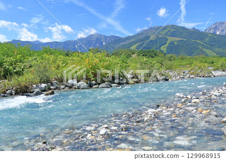 Hakuba in summer: mountain streams and the Northern Alps 129968915