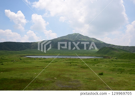 夏末的草千里濱 129969705