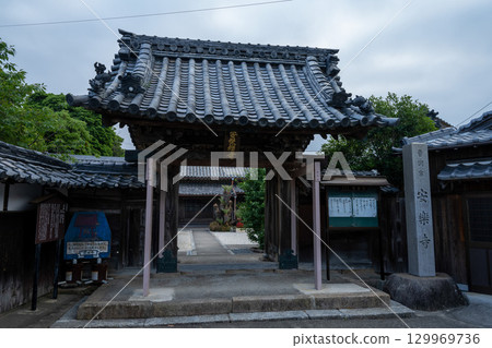 岩屋寺是愛知縣南知多市尾張高野山宗的總本山 129969736
