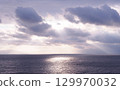 Sea sunrise 129970032
