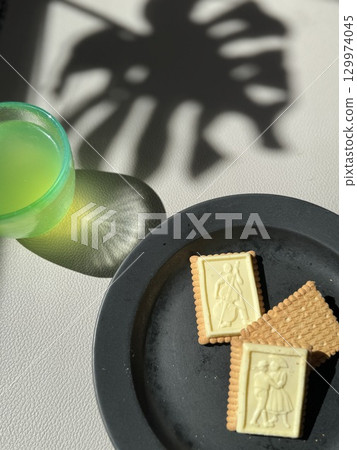 Sweet time 129974045