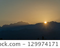 從立山山脈的日出 129974171