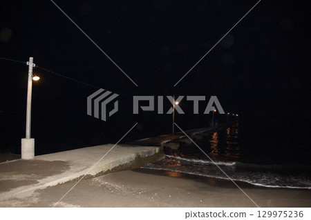 房總半島夜景:岡本碼頭 房總半島夜景:岡本碼頭 129975236