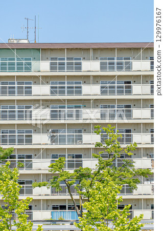 老公寓 老公寓 129976167