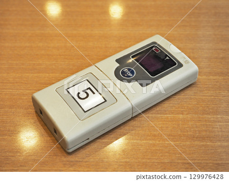 美食廣場電話鈴 129976428