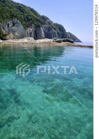 鮁浦、大海和蓬萊山(青森縣西村) 鮁浦、大海和蓬萊山(青森縣西村) 129976514