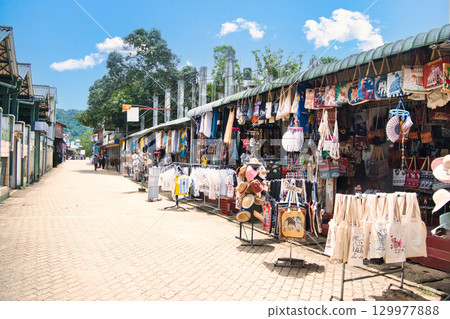 Main Street of Pinnawala Elephant Orphanage Main Street of Pinnawala Elephant Orphanage 129977888