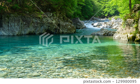 [Nagano Prefecture] Atera Valley: The Beautiful Tanukigafuchi Valley 129980095