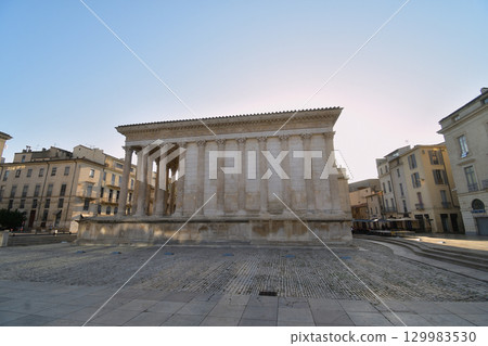 法國尼姆的古羅馬神殿 Maison Carrée(2025 年 8 月 15 日拍攝) 法國尼姆的古羅馬神殿 Maison Carrée(2025 年 8 月 15 日拍攝) 129983530