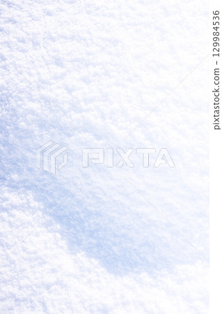 Bumpy snow pattern 129984536