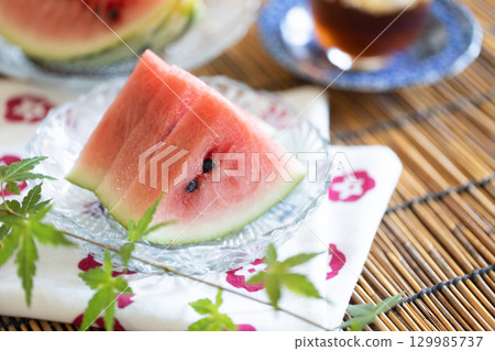 切西瓜 切西瓜 129985737