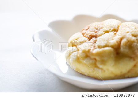 蜜瓜麵包(速食麵包) 蜜瓜麵包(速食麵包) 129985978