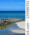 The deep blue sea and blue sky of Itotake Coast 129986702