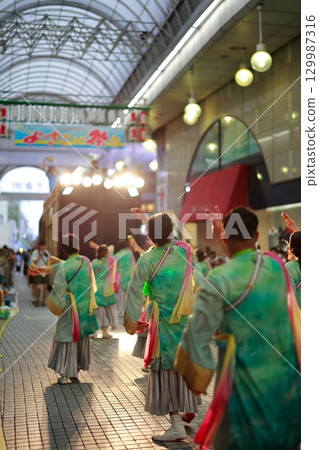 Yosakoi Festival in Obiyamachi Yosakoi Festival in Obiyamachi 129987316