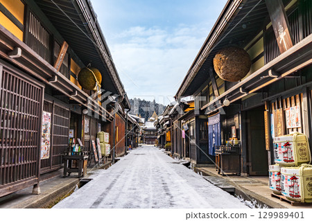飛鎢高山雪景 飛鎢高山雪景 129989401