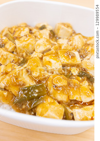 美味的便利商店便當麻婆豆腐蓋飯 129989554
