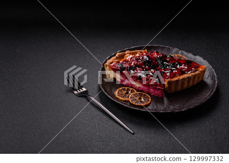Pie, cheesecake with mascarpone, raspberries and blackberries. Cheesecake with cheese Pie, cheesecake with mascarpone, raspberries and blackberries. Cheesecake with cheese 129997332