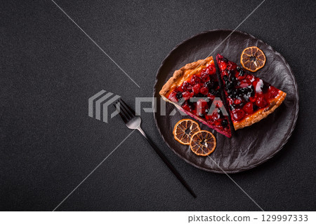 Pie, cheesecake with mascarpone, raspberries and blackberries. Cheesecake with cheese Pie, cheesecake with mascarpone, raspberries and blackberries. Cheesecake with cheese 129997333