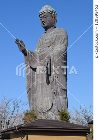Ushiku Daibutsu The world's largest bronze statue 129998452