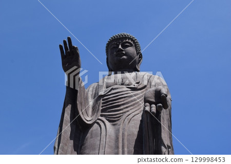 Ushiku Daibutsu The world's largest bronze statue 129998453
