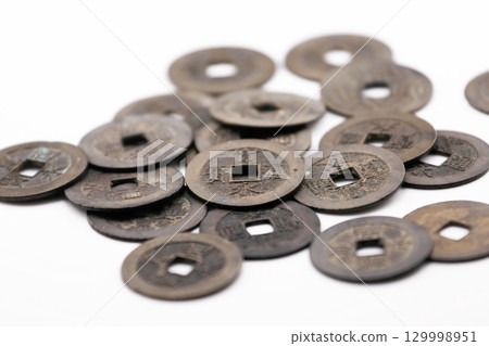 Kan'ei Tsūhō coins from the Edo period Kan'ei Tsūhō coins from the Edo period 129998951