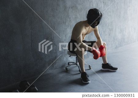 拳擊的男人 拳擊的男人 130000931