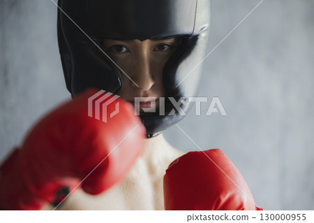 拳擊的男人 130000955