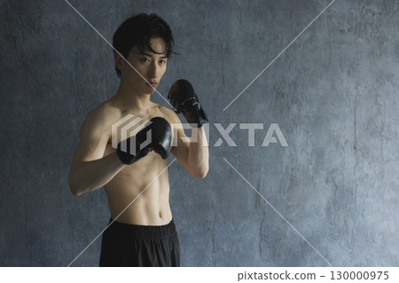 拳擊的男人 130000975