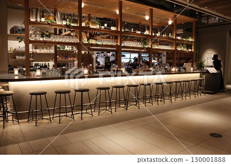 Bar before opening 130001888