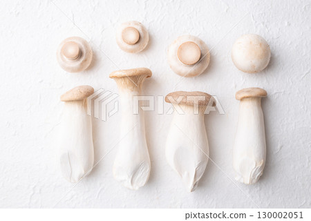 Fresh Champignon mushroom (botton mushroom) and King oyster mushroom (Eryngii Mushroom)  130002051