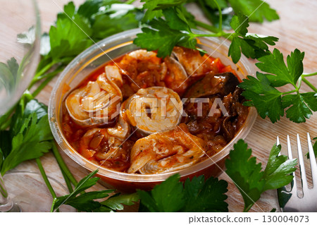 Hunting style pickled herring fillet 130004073