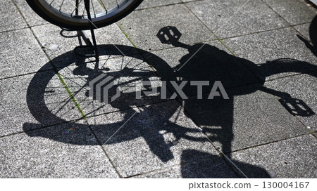 Bicycle shadow Bicycle shadow 130004167