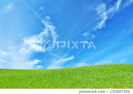 Autumn blue sky and beautiful grassland scenery Autumn blue sky and beautiful grassland scenery 130007308