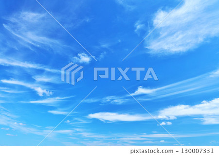 秋天天空和雲彩 130007331