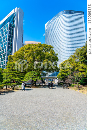 [東京] 被摩天大樓包圍的濱離宮恩賜庭園 130009388