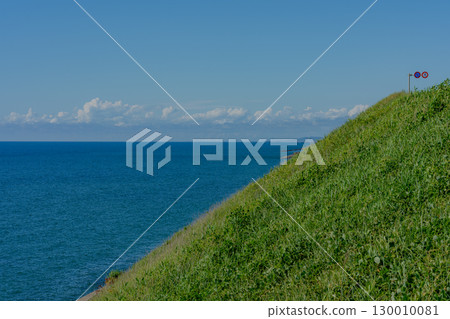 從三河路公園眺望日本海 從三河路公園眺望日本海 130010081