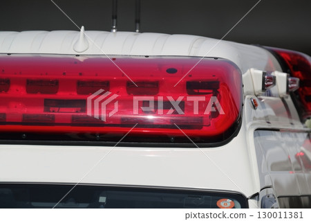 ambulance  130011381