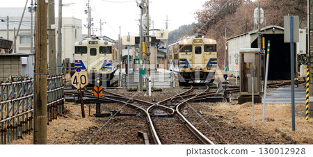A local train stopped at Fukaura Station in Fukaura Town, Aomori Prefecture 130012928