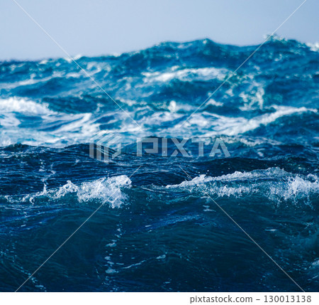 Winter beach near the Gono Line in Fukaura Town, Aomori Prefecture 130013138