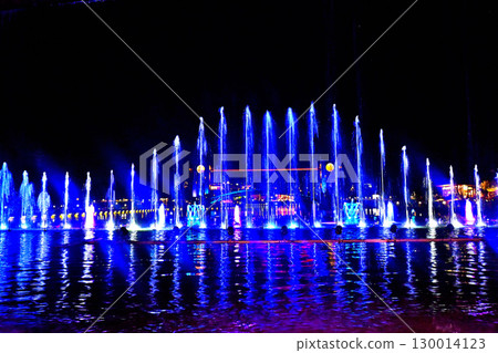 Fugan Canal Kansui Park Fountain Show Summer Fountain 130014123
