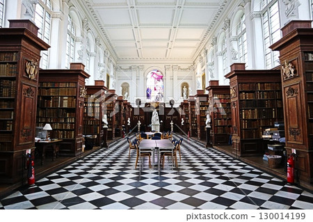 Wren Library, Trinity College, Cambridge 130014199