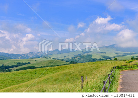 Naitai highland ranch of blue sky Naitai highland ranch of blue sky 130014431